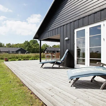 Two-bedroom Holiday In 別荘 Nysted
